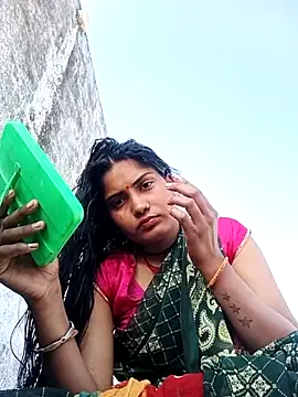 Snapshot of Pushpa_hotty chatting on February 14, 2026, 4:02 am Pushpa hotty online show from February 14, 2026, 4:02 am