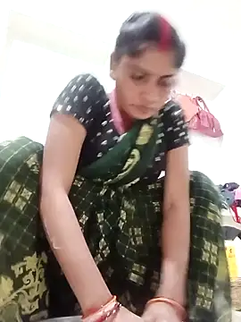 Snapshot of Pushpa_hotty chatting on February 1, 2026, 3:38 am Pushpa hotty online show from February 1, 2026, 3:38 am