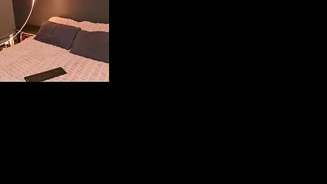 Snapshot of Donster907 chatting on November 14, 2025, 11:19 pm Donster907 online show from November 14, 2025, 11:19 pm