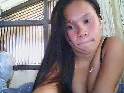 mia kittykitty online show from November 20, 2025, 12:44 am