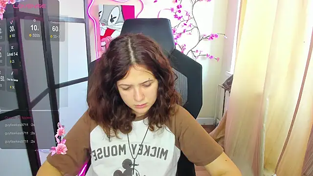 Anora Miller online show from November 18, 2025, 8:28 am