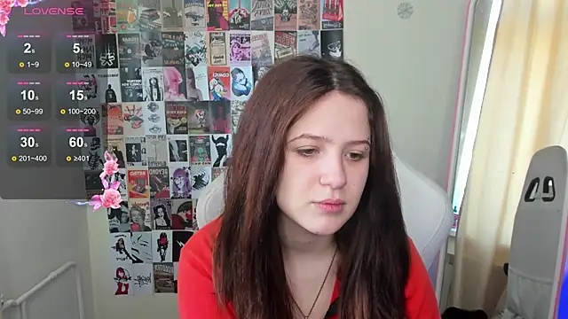 Snapshot of Anora_Miller chatting on February 14, 2026, 8:25 am Anora Miller online show from February 14, 2026, 8:25 am