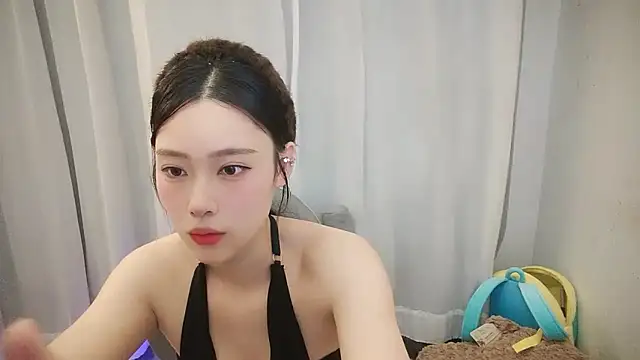 hayuyuyu online show from May 14, 2026, 4:26 pm