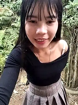 gugu0022 online show from February 5, 2026, 10:55 am