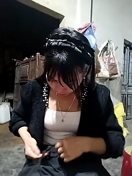 gugu0022 online show from March 11, 2026, 11:10 pm