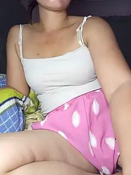 Lyly sexyy online show from June 26, 2026, 1:28 pm