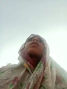 Snapshot of Neelurajpoot122 chatting on November 16, 2025, 8:30 am Neelurajpoot122 online show from November 16, 2025, 8:30 am