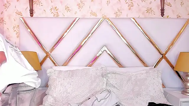 JacobRusso online show from February 4, 2026, 9:32 pm