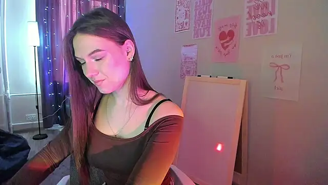 luna lust 212 online show from March 30, 2026, 4:36 am