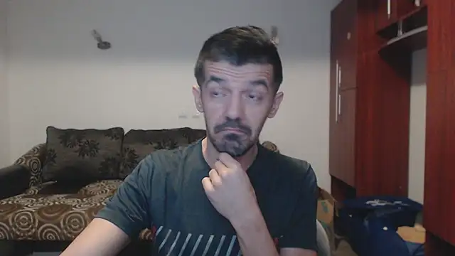 Snapshot of Dale_E chatting on December 14, 2024, 4:12 am Dale E online show from December 14, 2024, 4:12 am