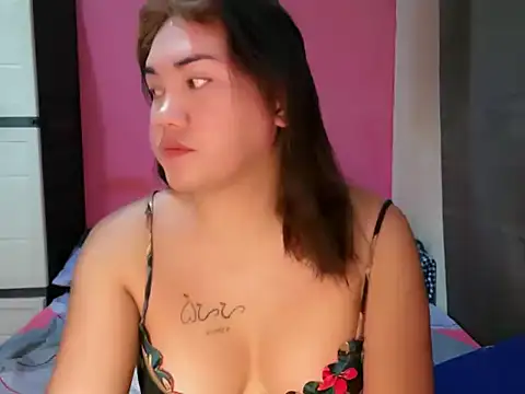 Snapshot of Pretty_moccha chatting on April 14, 2026, 2:49 am Pretty moccha online show from April 14, 2026, 2:49 am