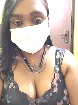 Dharshini98 online show from March 5, 2026, 5:37 am