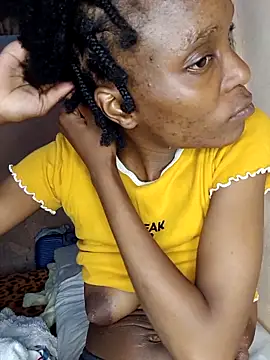 Beverlygurlx6 online show from March 2, 2026, 12:45 pm