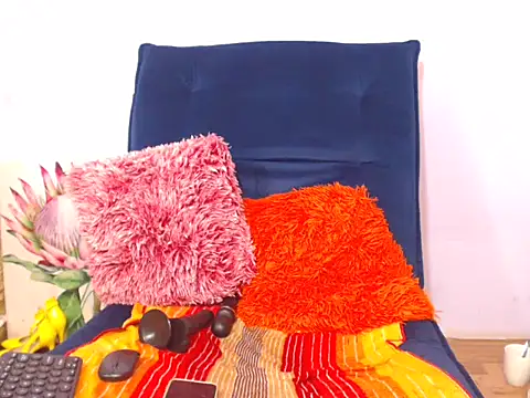 Snapshot of SexyButterflyxx chatting on March 14, 2026, 5:08 pm SexyButterflyxx online show from March 14, 2026, 5:08 pm