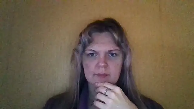 TattyMillyX online show from November 20, 2025, 9:21 am