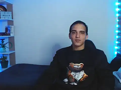 Snapshot of Maax30233 chatting on November 13, 2025, 5:17 pm Maax30233 online show from November 13, 2025, 5:17 pm