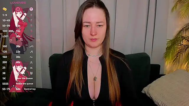 EmmaBloomm online show from April 1, 2026, 10:18 pm