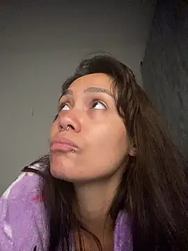 carolsapequinha online show from June 26, 2026, 5:41 pm