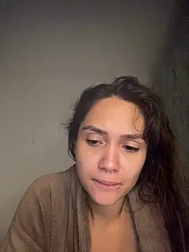 carolsapequinha online show from June 18, 2026, 11:59 am
