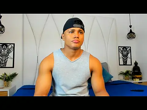 Snapshot of cristo_vega chatting on November 13, 2025, 11:03 am cristo vega online show from November 13, 2025, 11:03 am