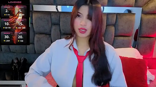 IssaJones  online show from March 18, 2026, 7:26 pm