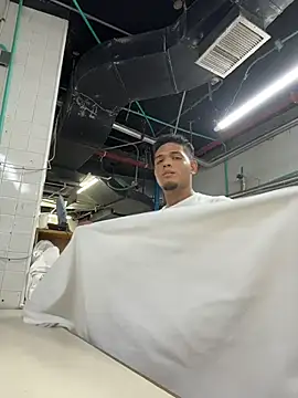 SeductivoX online show from November 17, 2025, 12:14 am