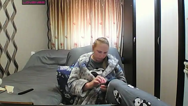 Snapshot of JenniDeep chatting on May 30, 2026, 11:16 am JenniDeep online show from May 30, 2026, 11:16 am