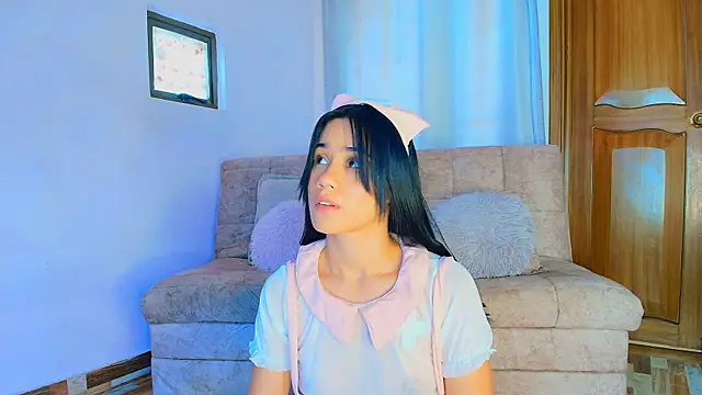 Snapshot of lizzy_kane chatting on February 14, 2026, 8:09 pm lizzy kane online show from February 14, 2026, 8:09 pm