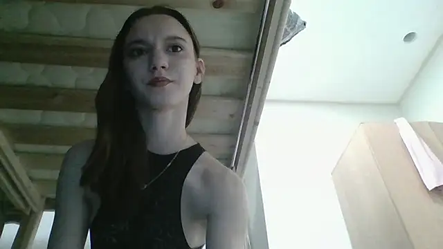 AlineZex online show from November 14, 2025, 9:18 pm