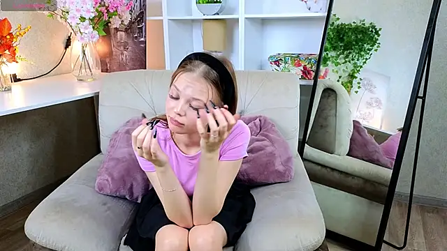 BillyFinnel online show from November 18, 2025, 5:05 pm