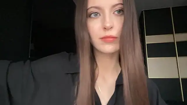 Snapshot of BarredHelenium chatting on November 13, 2025, 11:47 am BarredHelenium online show from November 13, 2025, 11:47 am