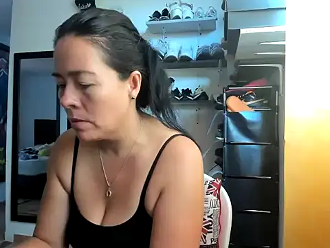 caroline 47 online show from May 3, 2026, 3:37 pm