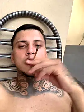 Ryanzl017 online show from November 27, 2025, 9:26 pm