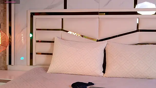 Snapshot of nix_wolf chatting on January 15, 2026, 3:10 am nix wolf online show from January 15, 2026, 3:10 am