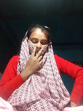 Snapshot of Sweety-rani chatting on November 13, 2025, 4:00 pm Sweety-rani online show from November 13, 2025, 4:00 pm