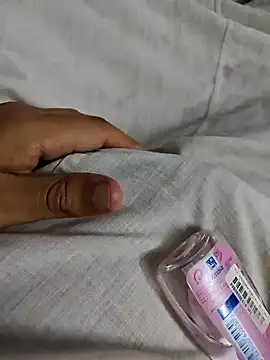 Atefnabil1 online show from April 26, 2026, 6:49 pm