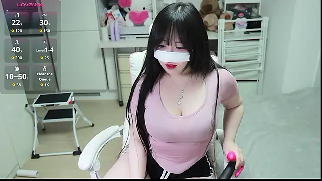 kimhyeona2005 online show from March 12, 2026, 11:58 am