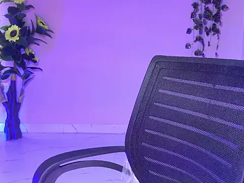 Saira Hotty online show from February 9, 2026, 3:48 am