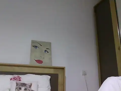 Elennbaby05 online show from November 14, 2025, 7:39 pm