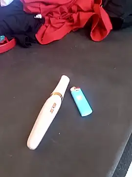  - - -putinha - - -  online show from November 13, 2025, 12:53 pm