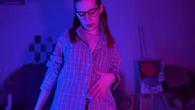 Margie Dorene online show from November 25, 2025, 9:48 pm