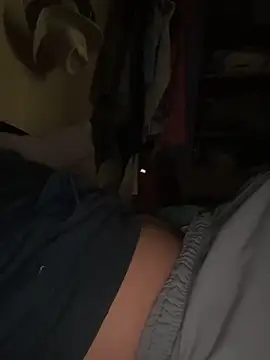 manrrique4567 online show from March 19, 2026, 3:12 pm