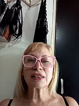 SexyMilf1211 online show from December 18, 2025, 2:27 am