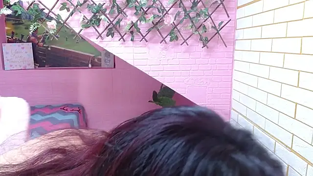 Snapshot of maurakloss303av chatting on November 24, 2025, 9:04 pm maurakloss303av online show from November 24, 2025, 9:04 pm