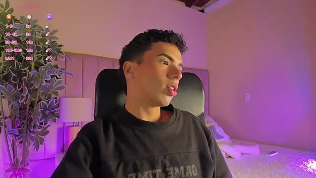 Seab trooy online show from December 19, 2025, 3:43 am