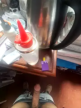 Snapshot of dey199524 chatting on December 2, 2025, 6:31 pm dey199524 online show from December 2, 2025, 6:31 pm