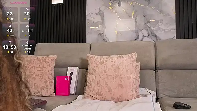 zendayavg online show from February 2, 2026, 12:04 pm