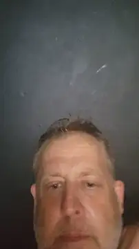 Snapshot of Mikey40wv chatting on July 4, 2026, 11:31 pm Mikey40wv online show from July 4, 2026, 11:31 pm