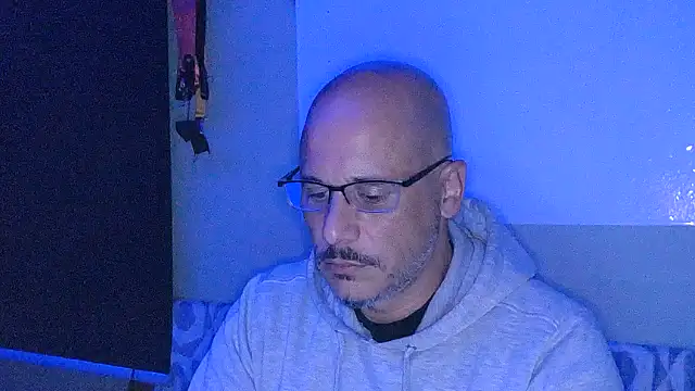 Marck 80 online show from November 15, 2025, 1:31 am