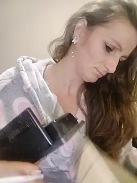 Snapshot of CrazyMaya39 chatting on April 20, 2026, 9:27 pm CrazyMaya39 online show from April 20, 2026, 9:27 pm